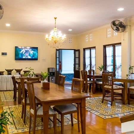 Clemmie Huis Джокьякарта Экстерьер фото
